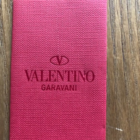 Brand New, Never Worn Valentino Garavani Women's Rockstud Cage Leather Pumps - Picture 10 of 13